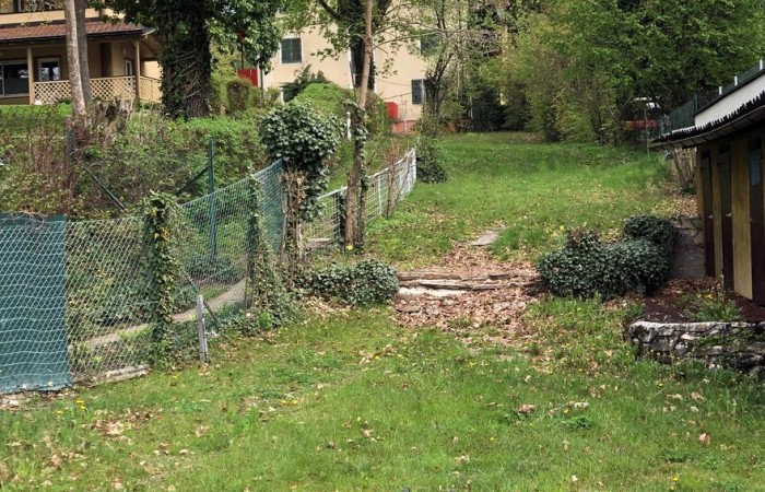 Ansicht vom Seezugang zum Haus