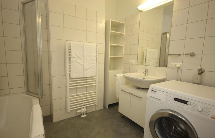 STUWO Villach Appartement Bad